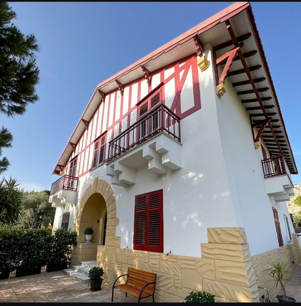 Bri&Bri Mondello Bed & Breakfast Палермо Екстериор снимка